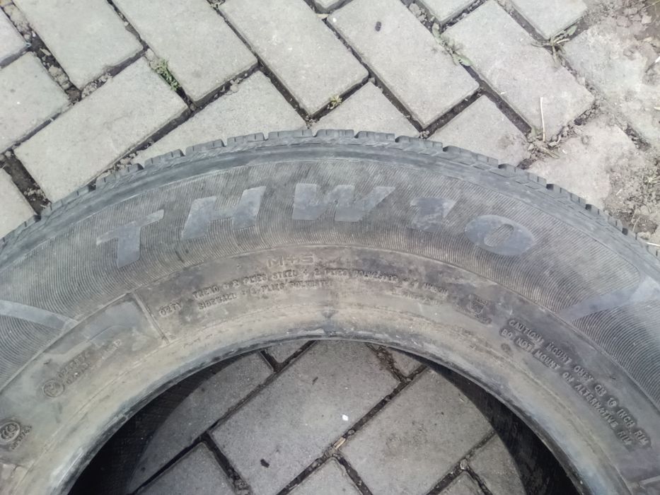 Продам шину б/у.