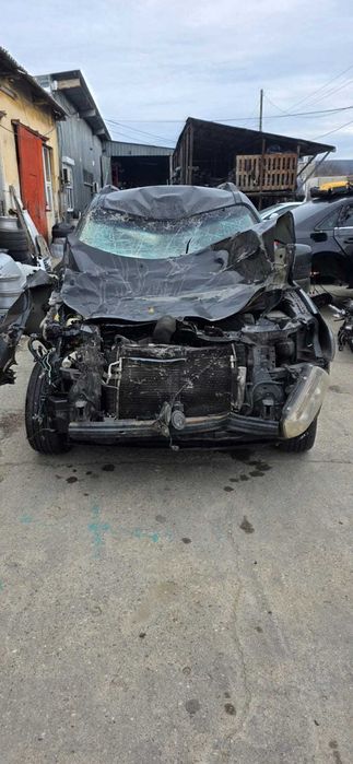 Dezmembrez Kia Sportage 4x4 2.0 CRDI cod motor D4EA euro 4an 2007