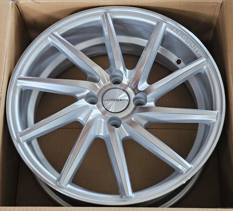 Новые диски на R16 4*100 Vossen
