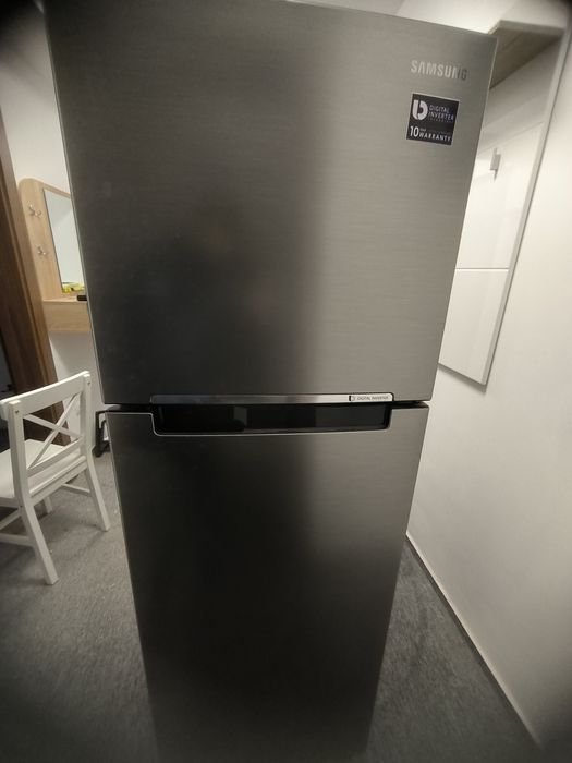 Frigider Samsung