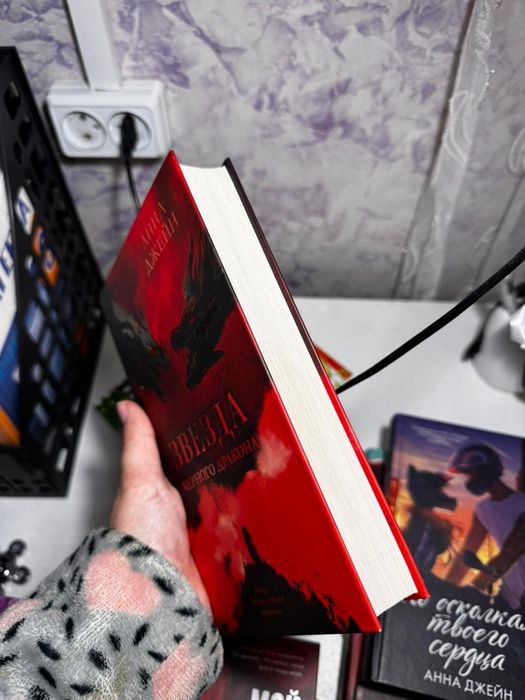 Продам три книги