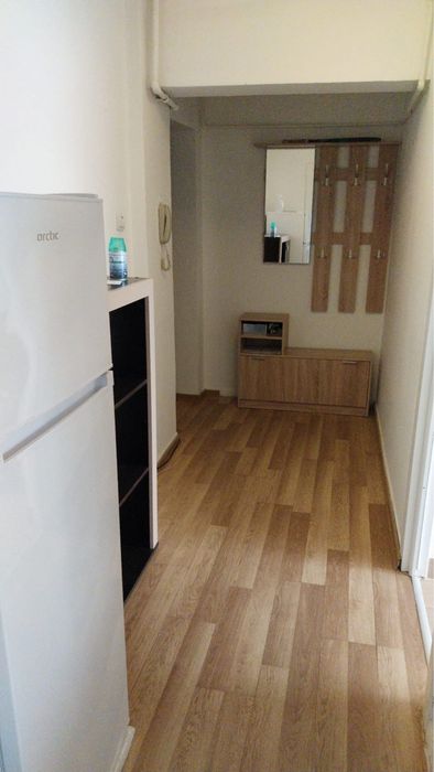 Inchiriez apartament 2 camere situat in centru nou
