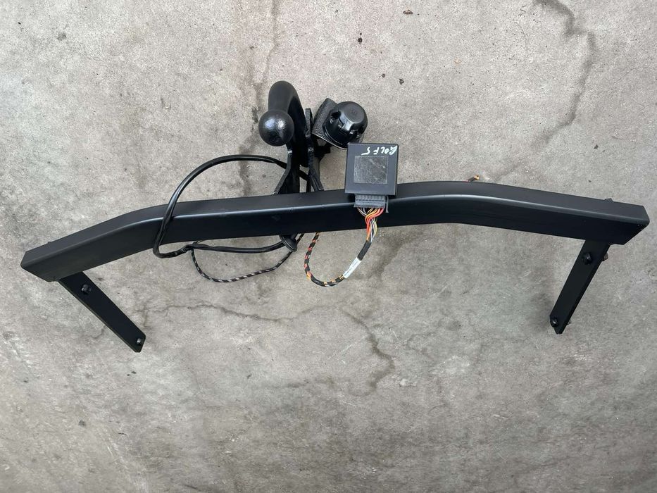 Теглич за Golf 5 Golf 6 комби цена 130 евро