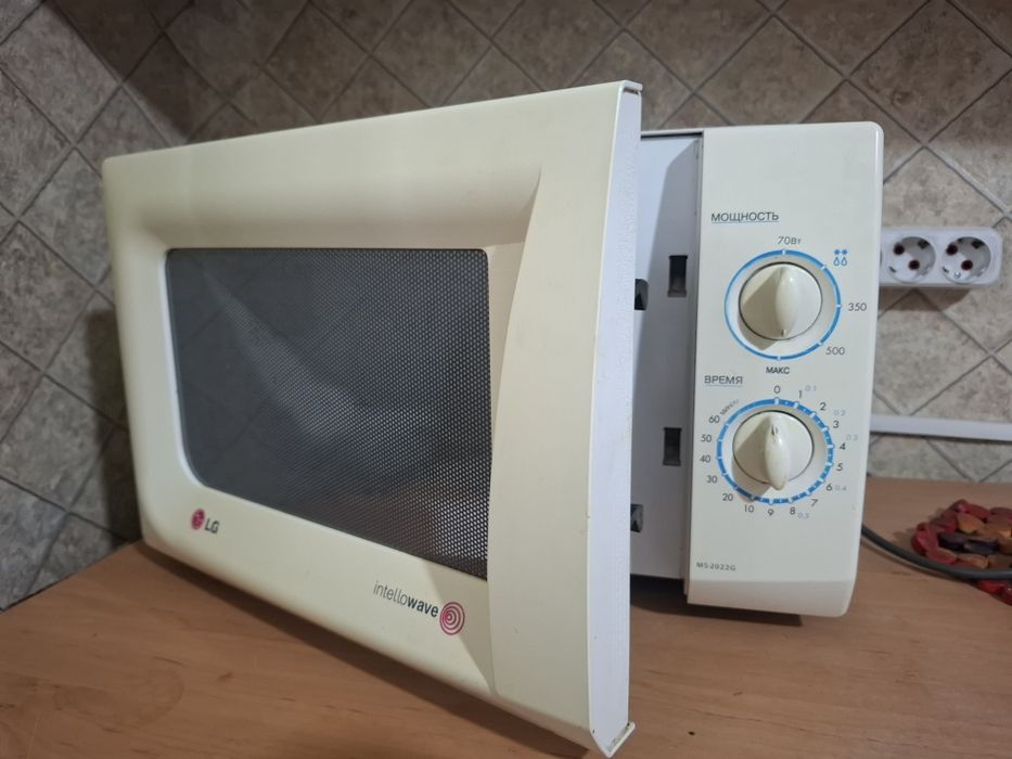 Микроволновая печь