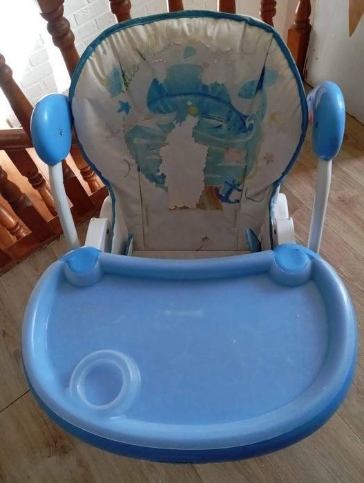 Детский стульчик для кормления