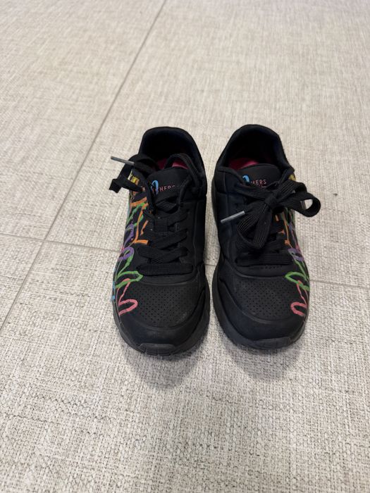 Scechers детски маратонки 29 номер