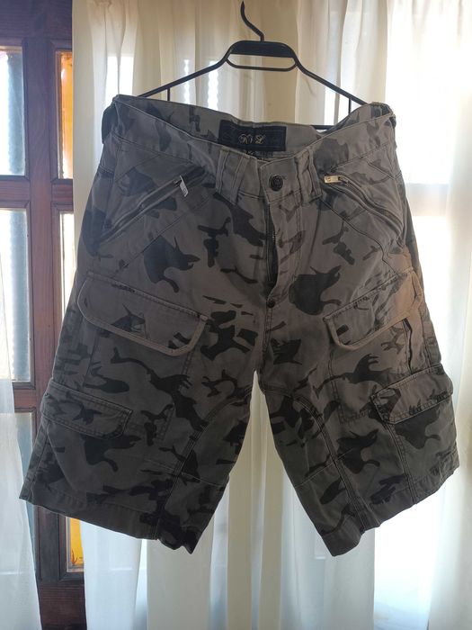 Мъжки панталони малко носени