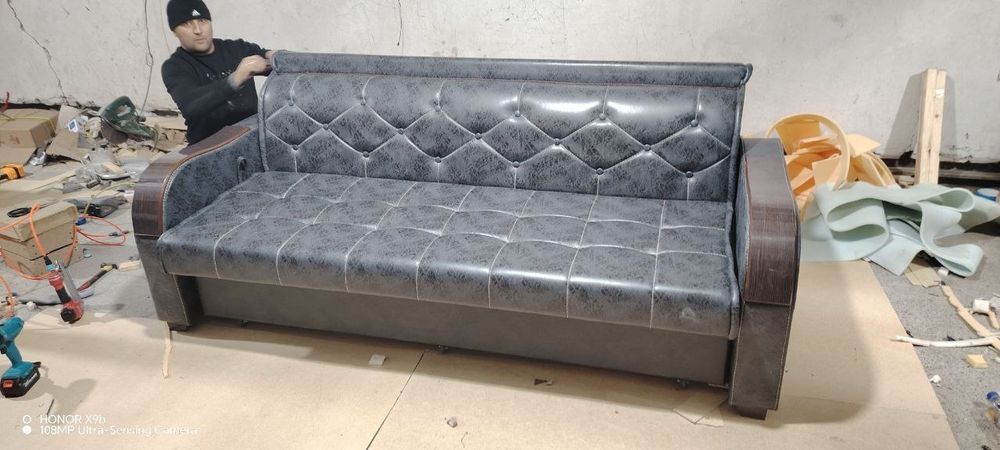 Raskladnoy divan 3 yil kafolati blan