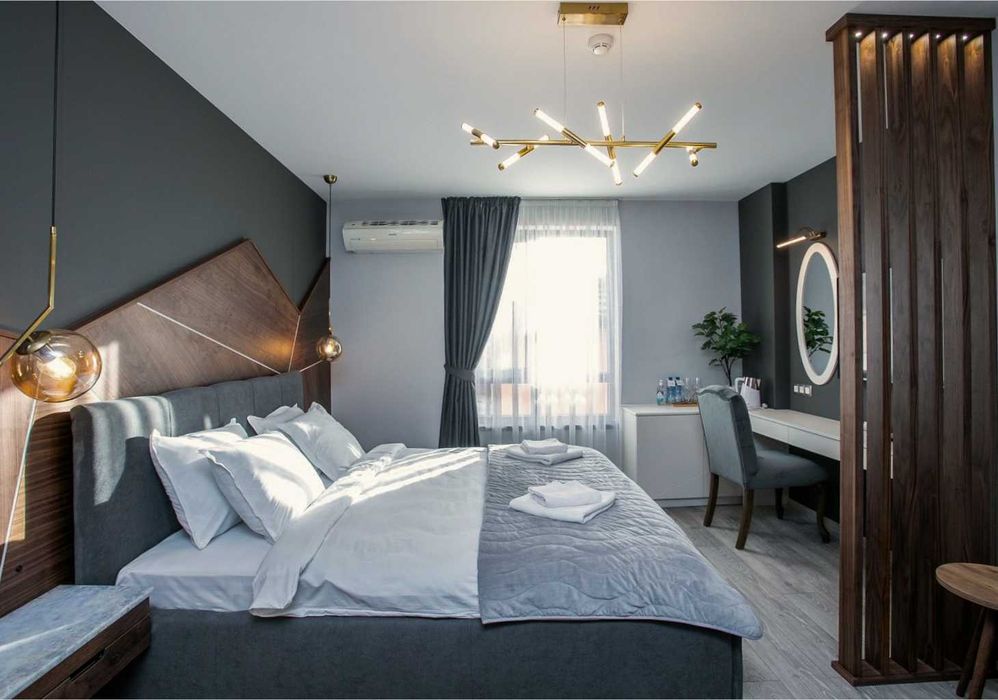 Луксозна двуетажна къща под наем – м-т Траката – 1800 €