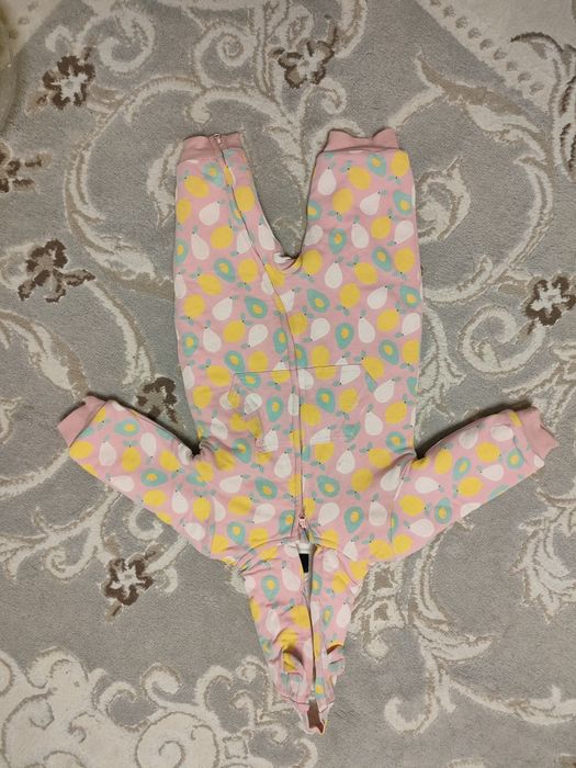 Продам комбинезоны в отличном состоянии.