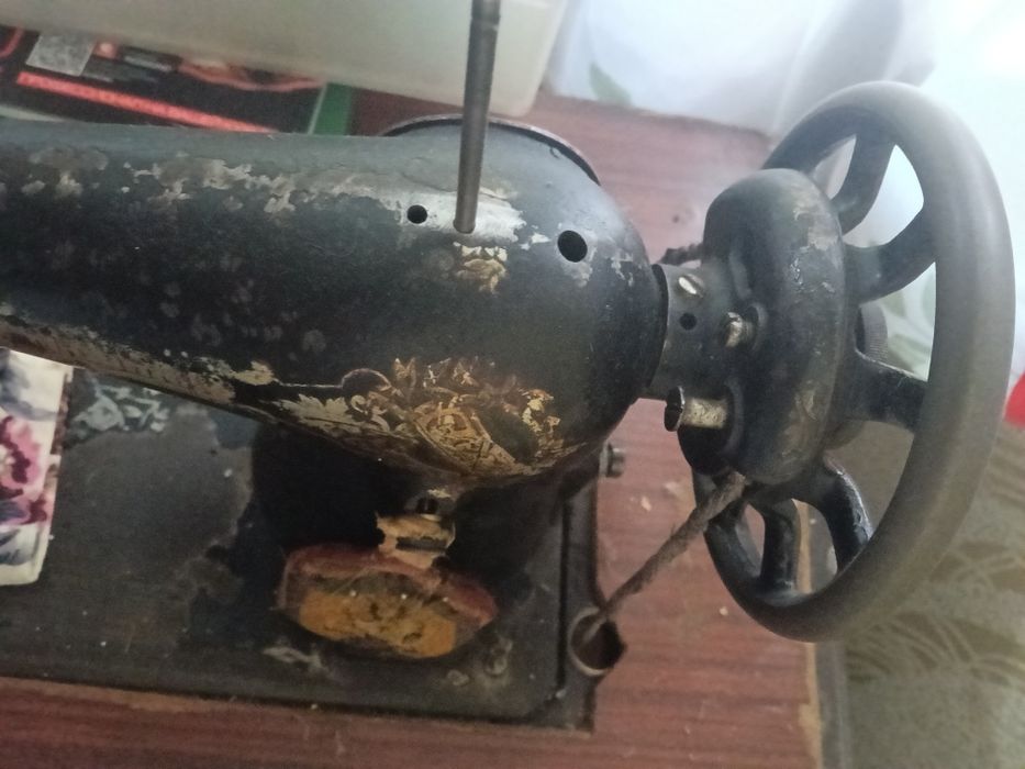 Продам швейную машину. Зингер