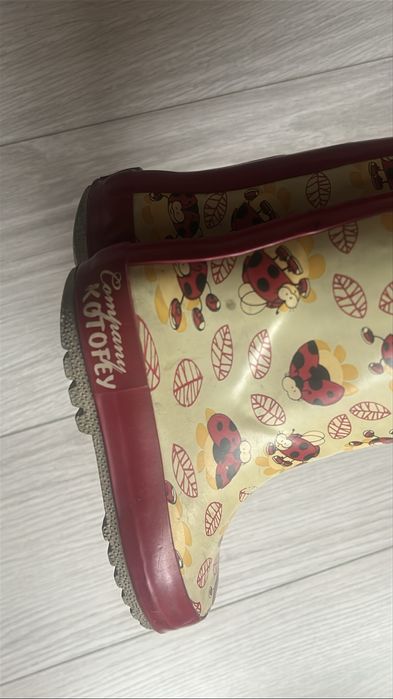 Резиновые сапоги 24 размер