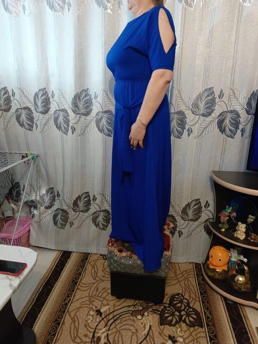 Продам платье новое