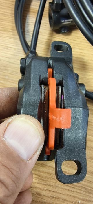 Комплект Спирачки   SHIMANO BL-M6100 DEORE