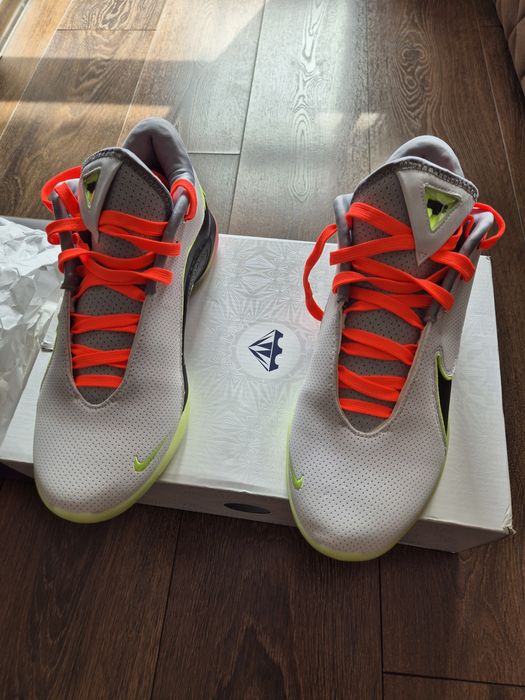 Чисто нови Обувки Nike LeBron XXII Crown Jewel EU 43