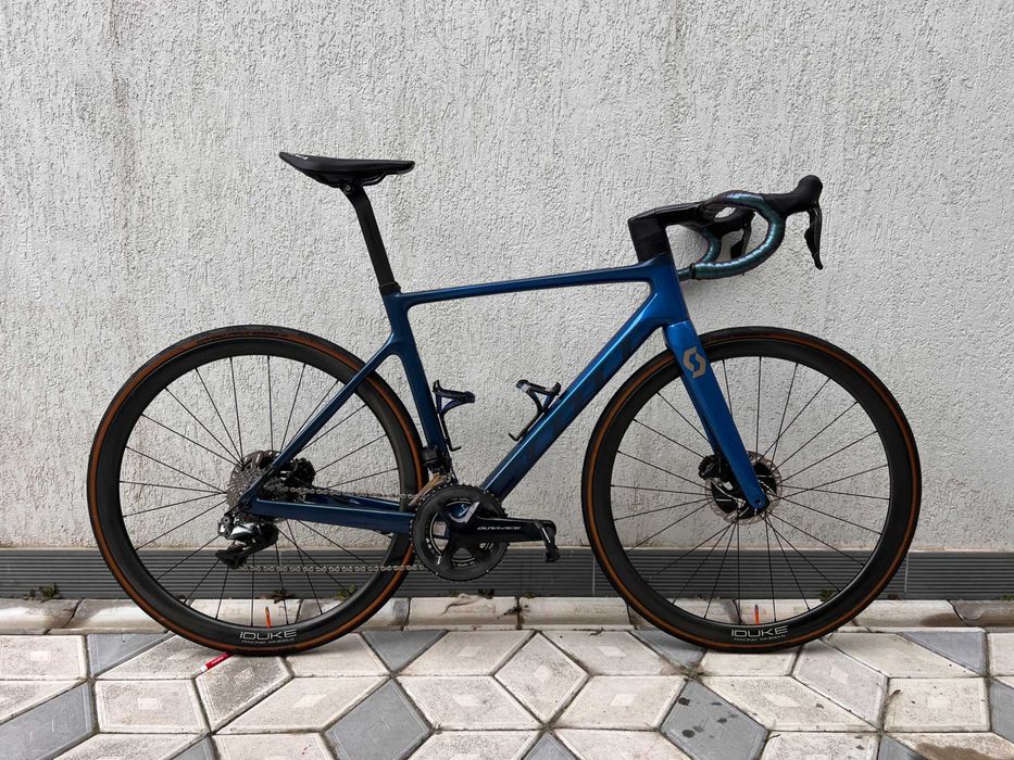 Bicicleta sosea Scott Addict RC