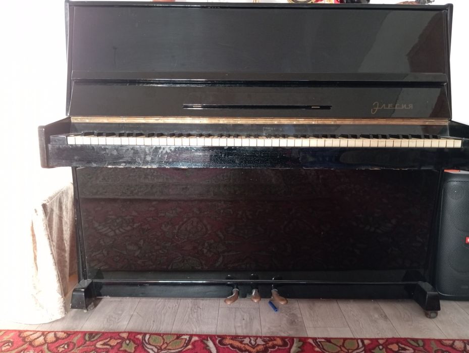 Продам пианино б/у