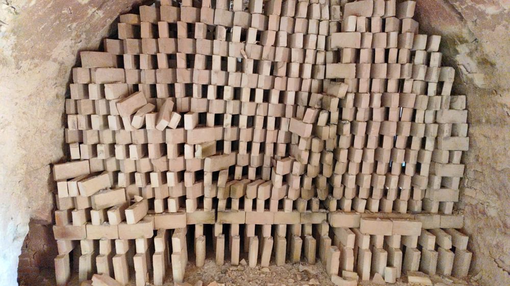 Кирпич ,Қыш , Кірпіш