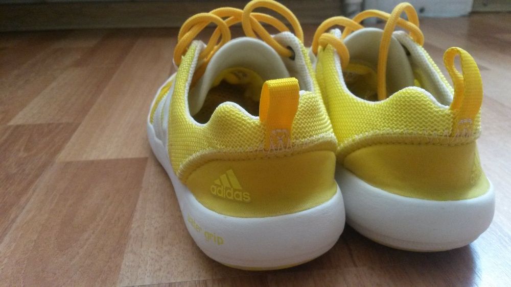 adidasi adidas water grip 38