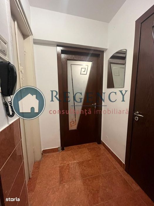 Vând apartament 2 camere, metrou Eroii Revolutiei - Piata Progresul