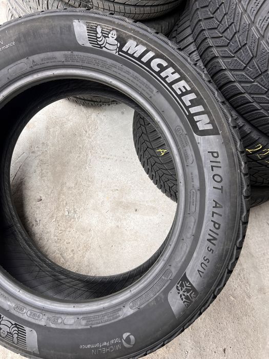 4 anvelope iarna 225/60/18 , michelin , 6-7 mm