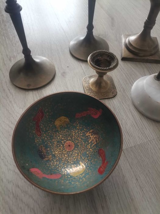 Месингови свещници и други