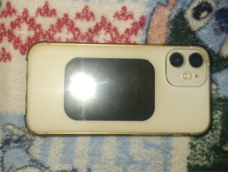 Продам iPhone 12 mini