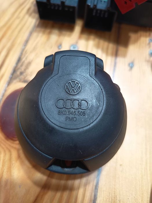 Електронно управление на теглич за audi A4 B 8.5