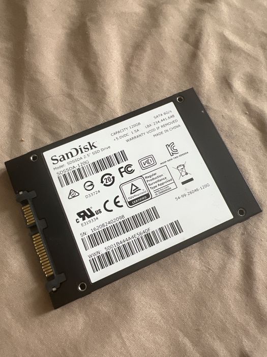 SanDisk SSD PLUS 120GB