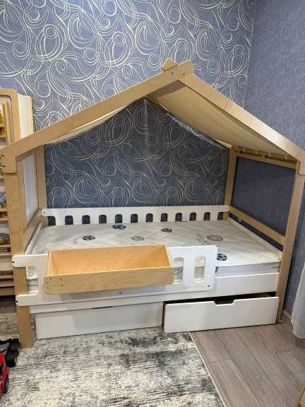 Детская кровать-домик LIMONI