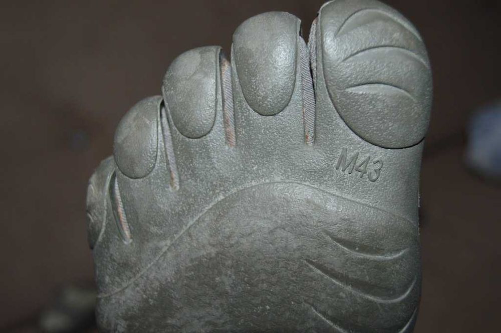 Incaltaminte alergare Fivefingers Vibram 44