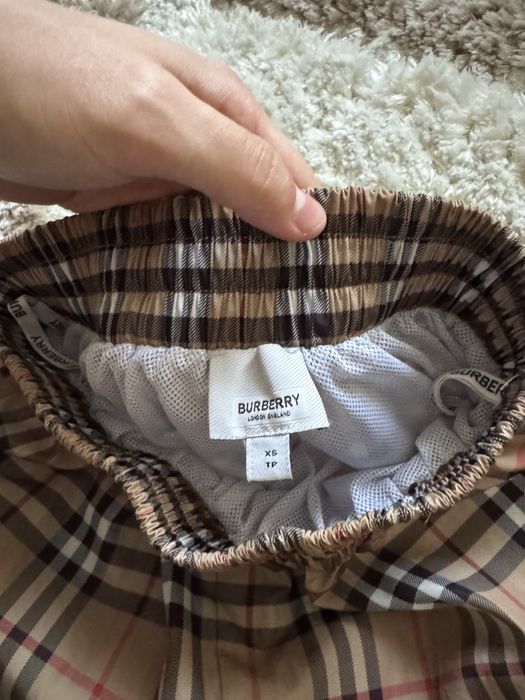 pantaloni scurti burberry