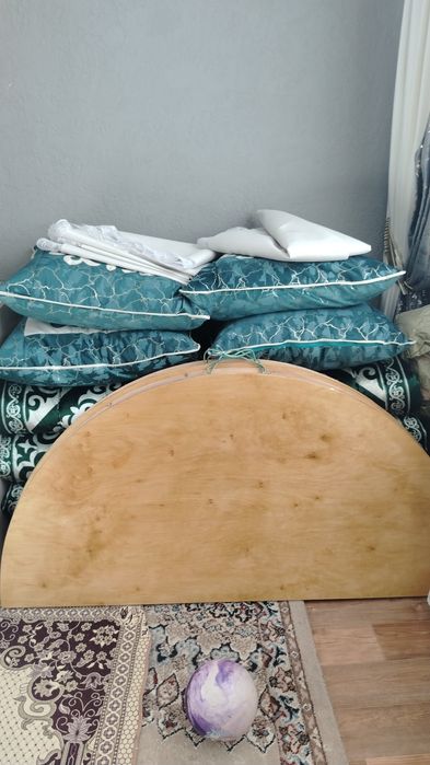 Стол в аренду в комплекте