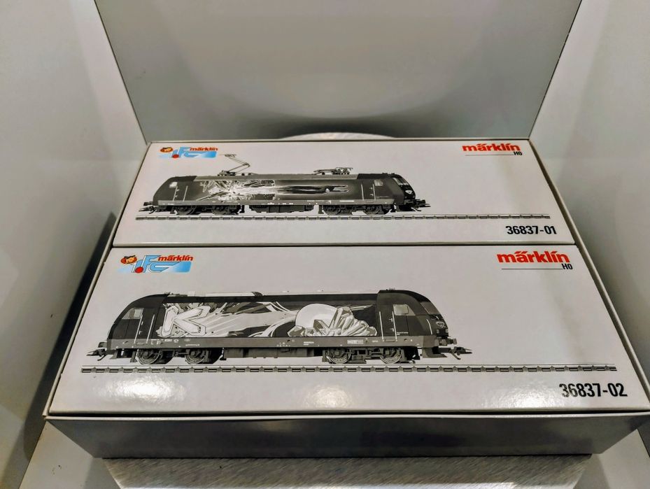 Locomotive trenulet electric Superman Edition