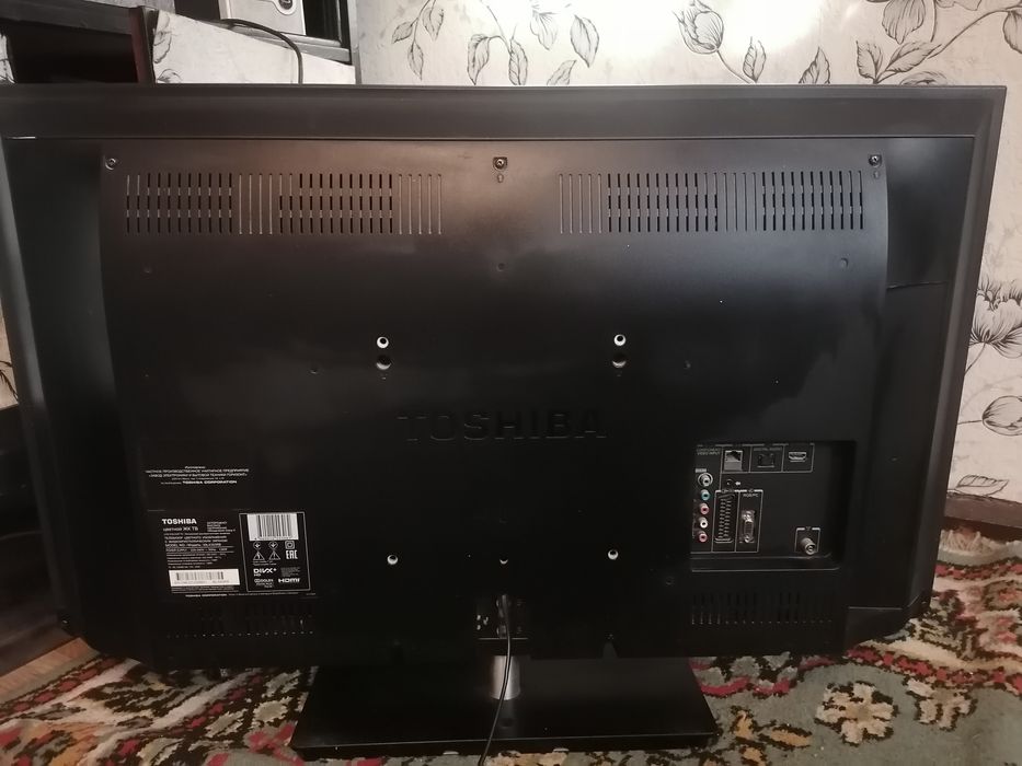 Телевизор  на запчасти