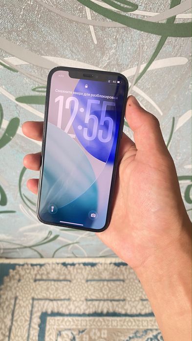 Продам айфон 12 про