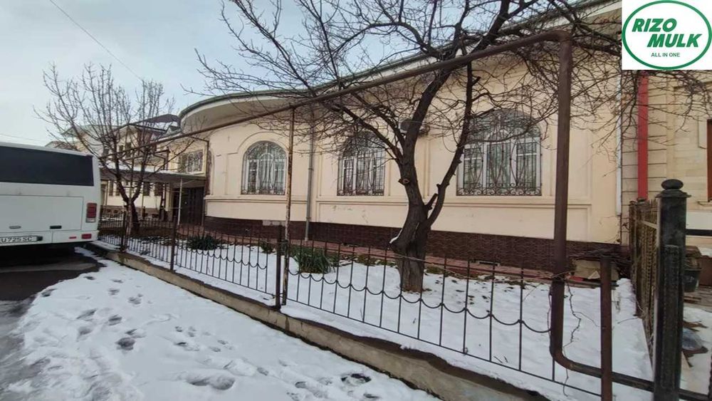 Олмазор тумани янги тошми якинида файзли ховли сотилади. NR494/35