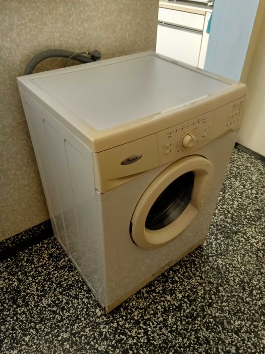 Пералня Whirlpool AWO/D 41115 на части.