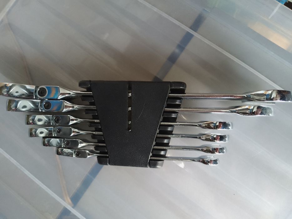 Set Nou 6 Chei WURTH combinate fixe/inelare Calitate Premium
Set din 6