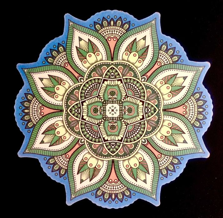 Продавам чисто нови дървен поднос и подложки за чай и за маса