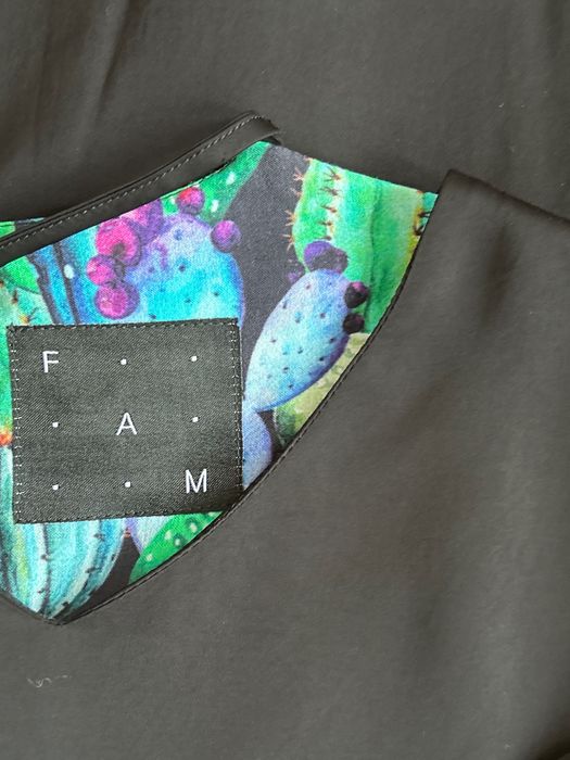 FAM авангардна нтереса черна рокля