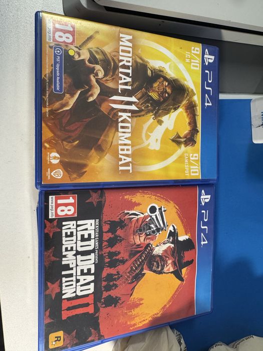 Vand Ps4 slim ,500gb,2manete,6jocuri