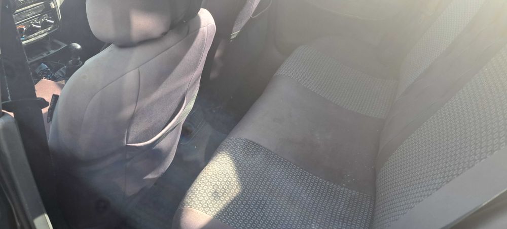 Daewoo Nubira intreaga sau dezmembrat