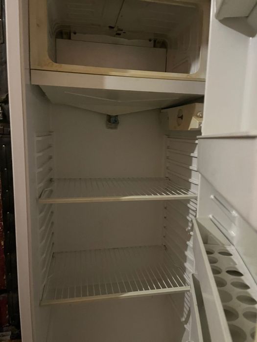 Холодильник отлично работает