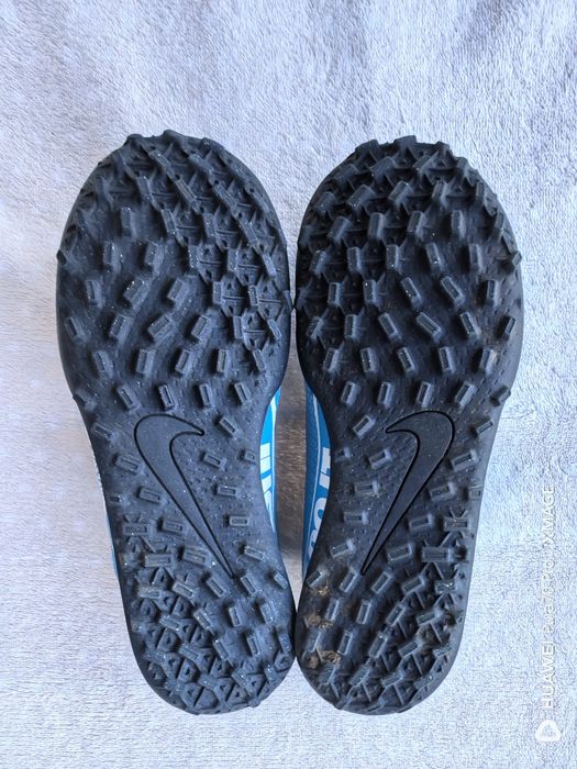 Кожени стоножки Mizuno 32.5номер стелка 19.5см