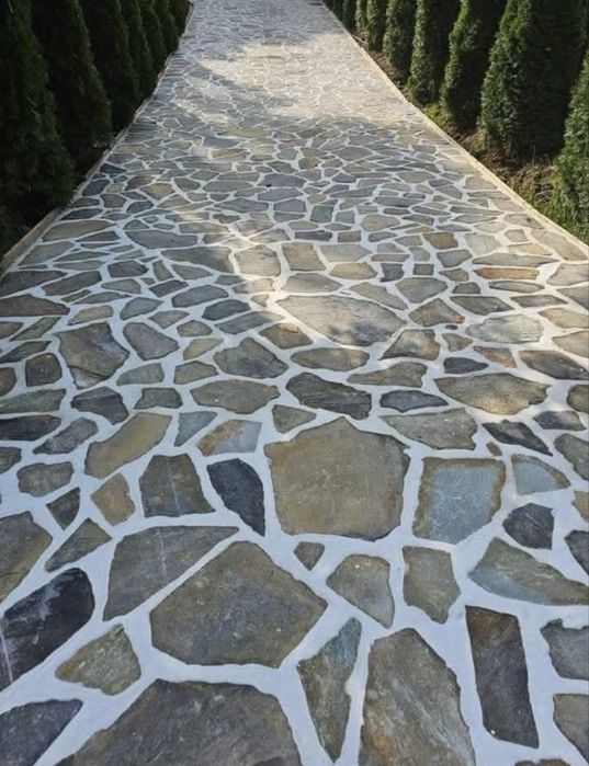 Piatra naturală pentru pavaj – frumoasă și rezistentă!