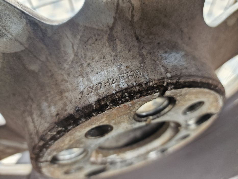 Гуми с Джанти за Audi A7 235/55 R 17 Gripmax 2023 dot