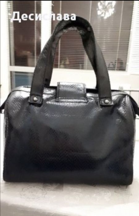 Дамска чанта /змийска кожа