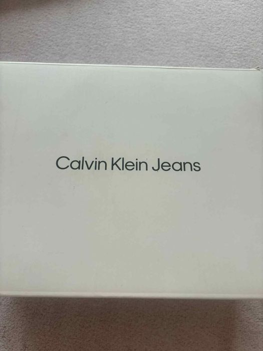 Кецове Calvin Klein