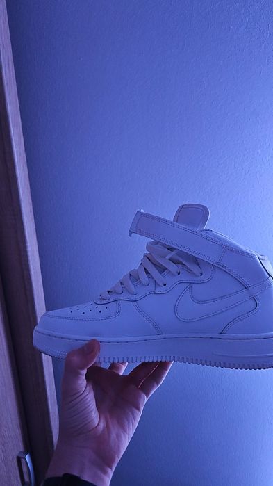 Nile Air Force 1 Mid Triple White